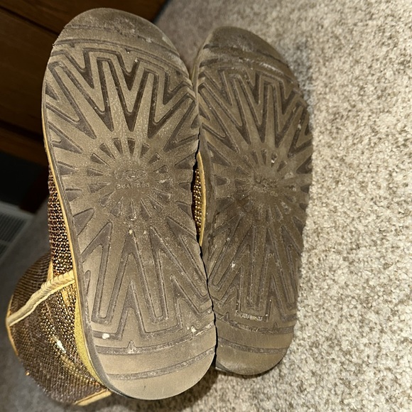 UGG gold sequin boots - size 8 - Picture 5 of 6